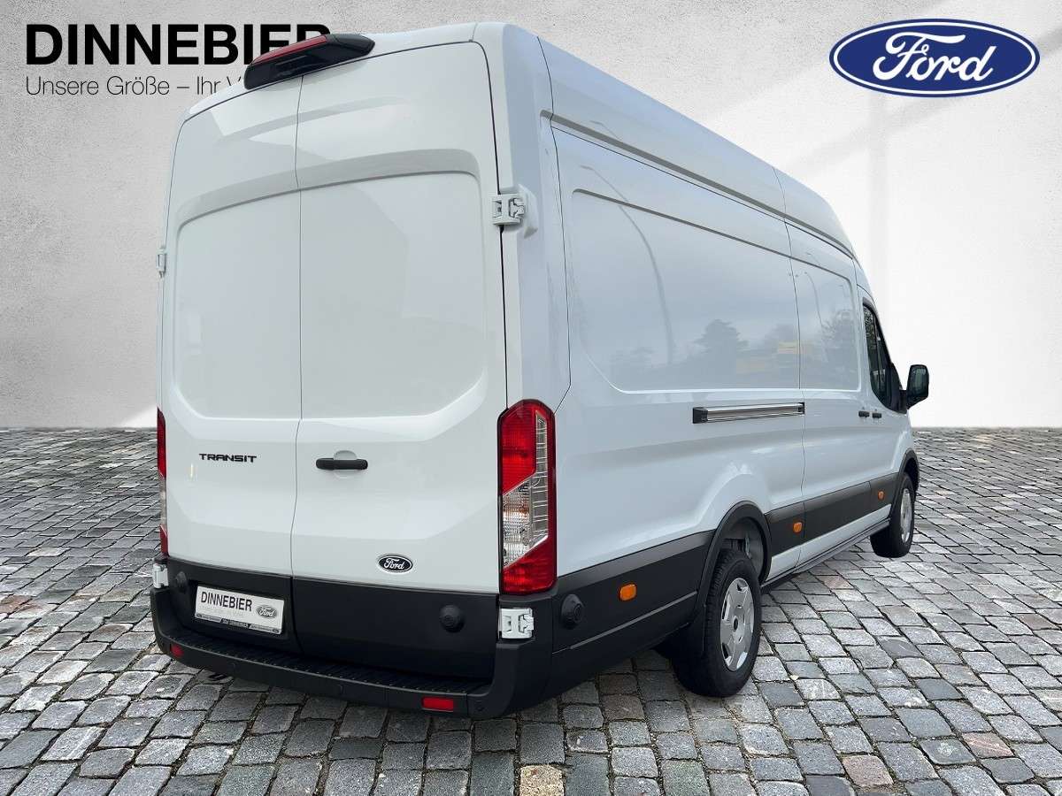 Fahrzeugbild eines Ford Transit
