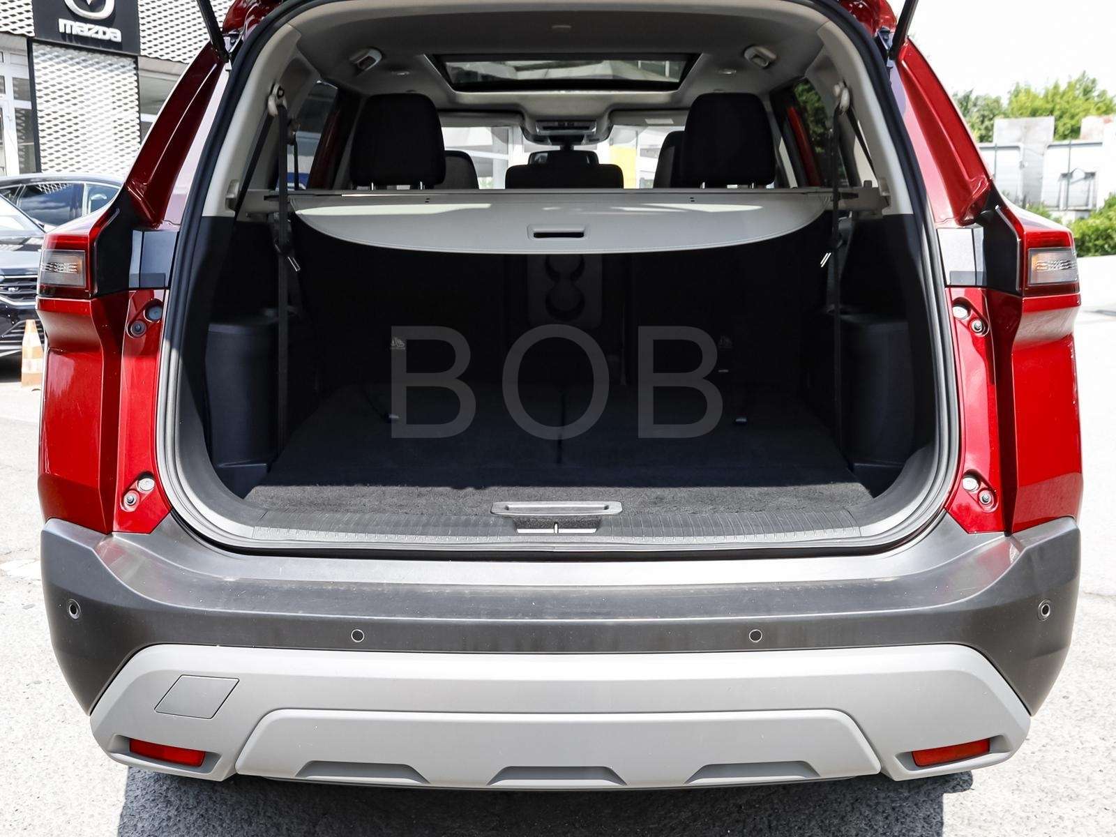 Fahrzeugbild eines Nissan X-TRAIL