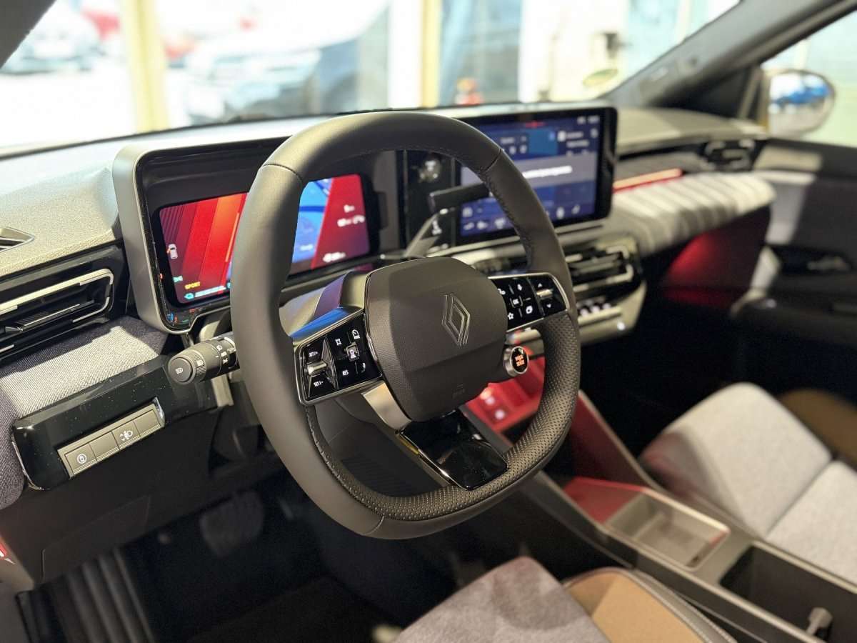 Fahrzeugbild eines Renault 5 E-TECH