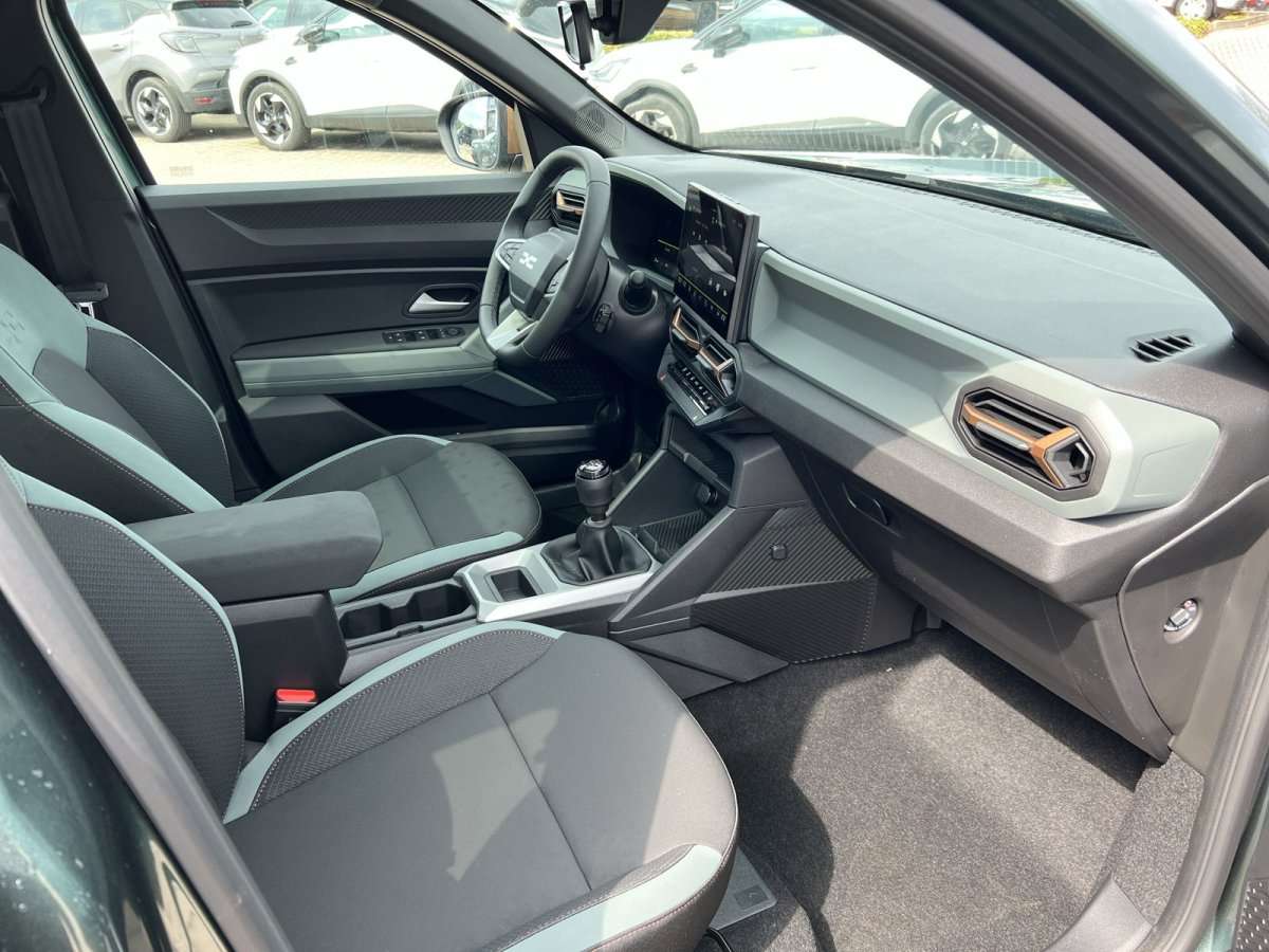 Fahrzeugbild eines Dacia Bigster
