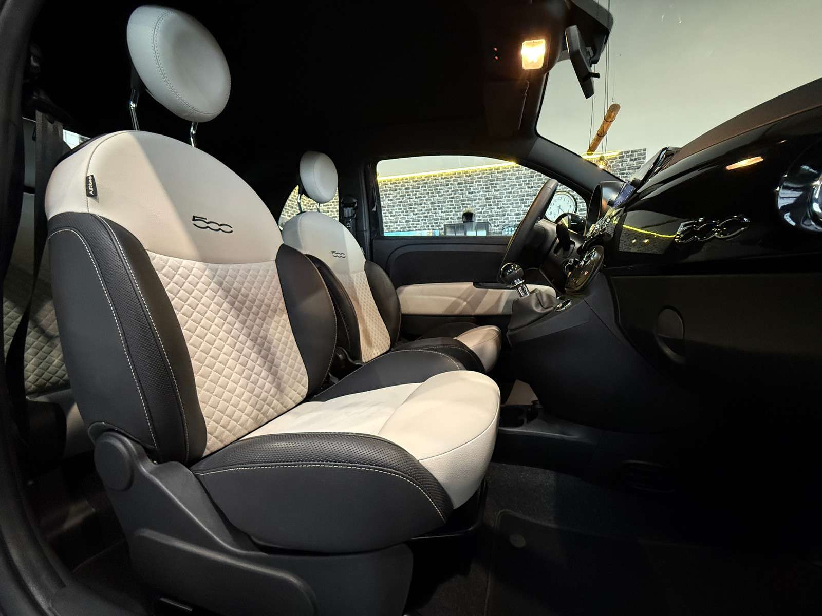 Fahrzeugbild eines Fiat 500