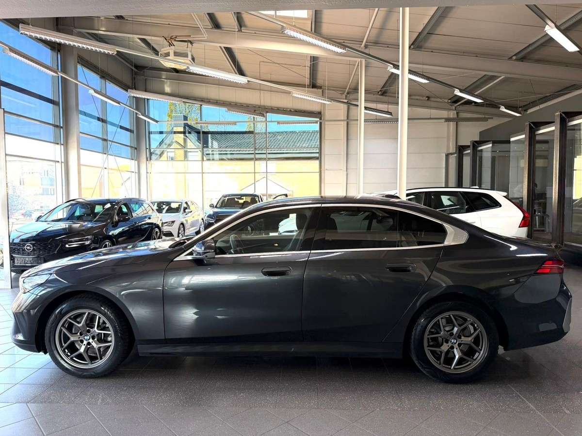 Fahrzeugbild eines BMW 5er-Reihe