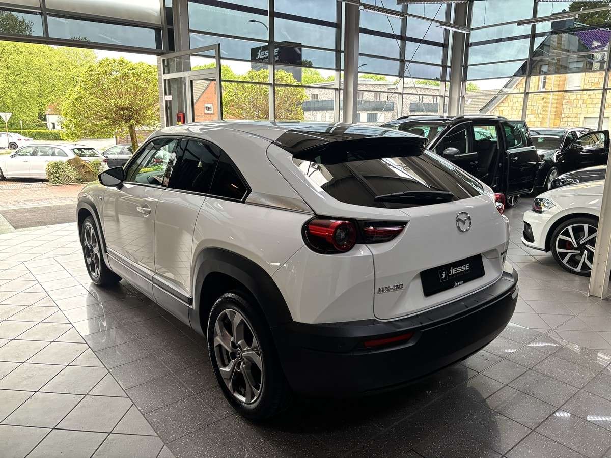 Fahrzeugbild eines Mazda MX-30