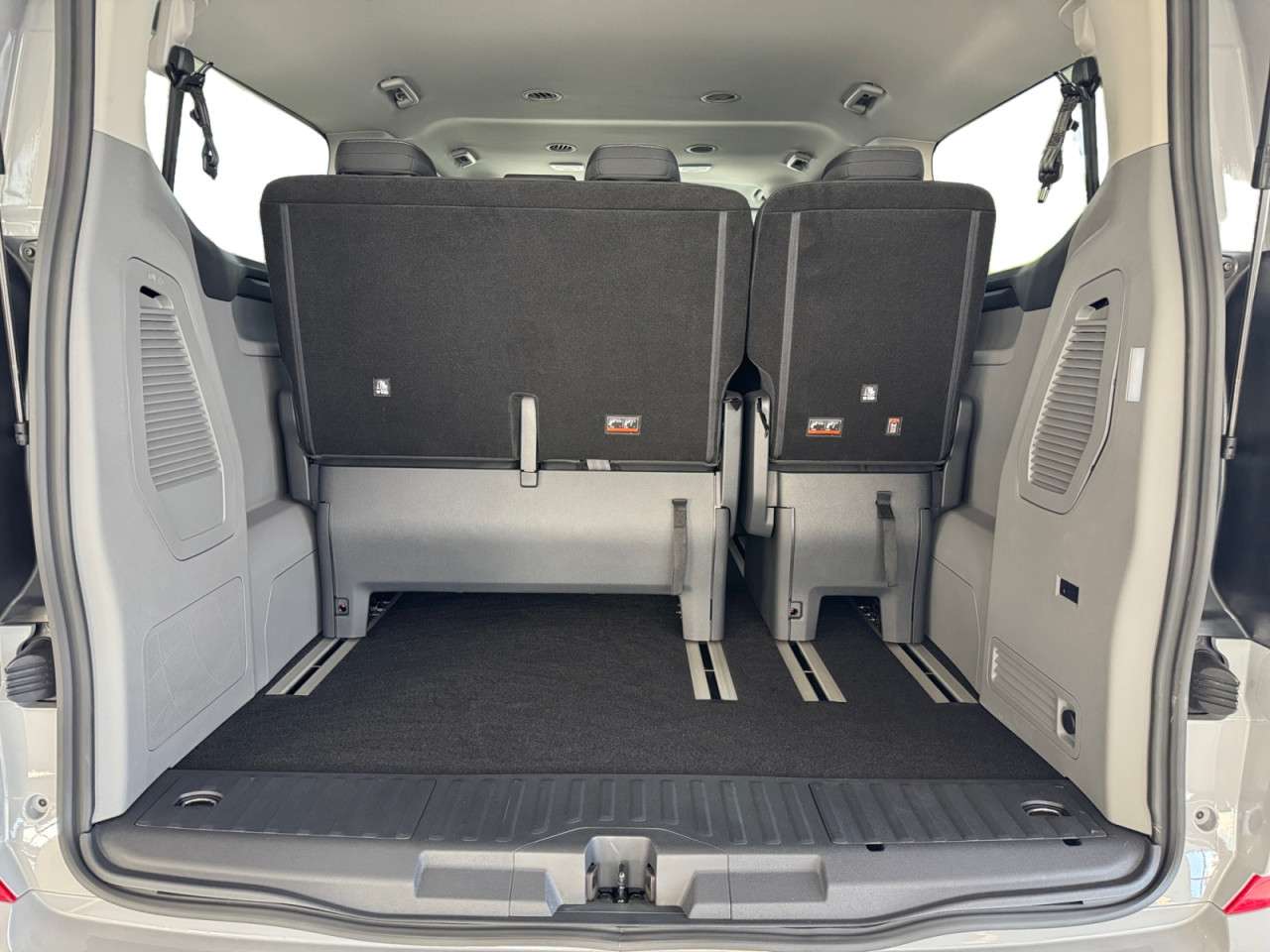 Fahrzeugbild eines Ford Tourneo Custom