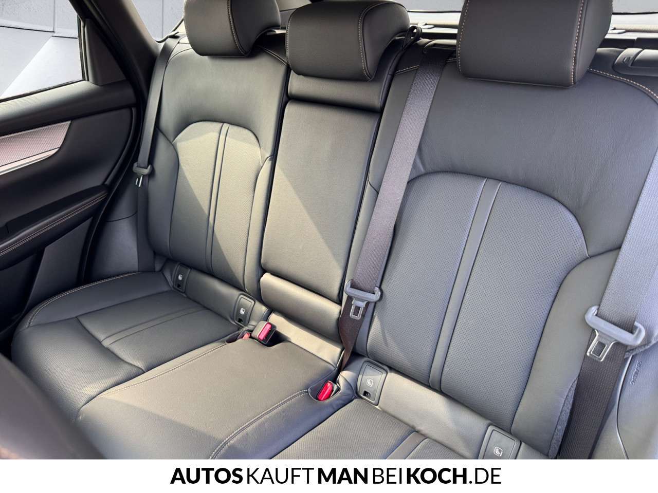 Fahrzeugbild eines Mazda CX-60