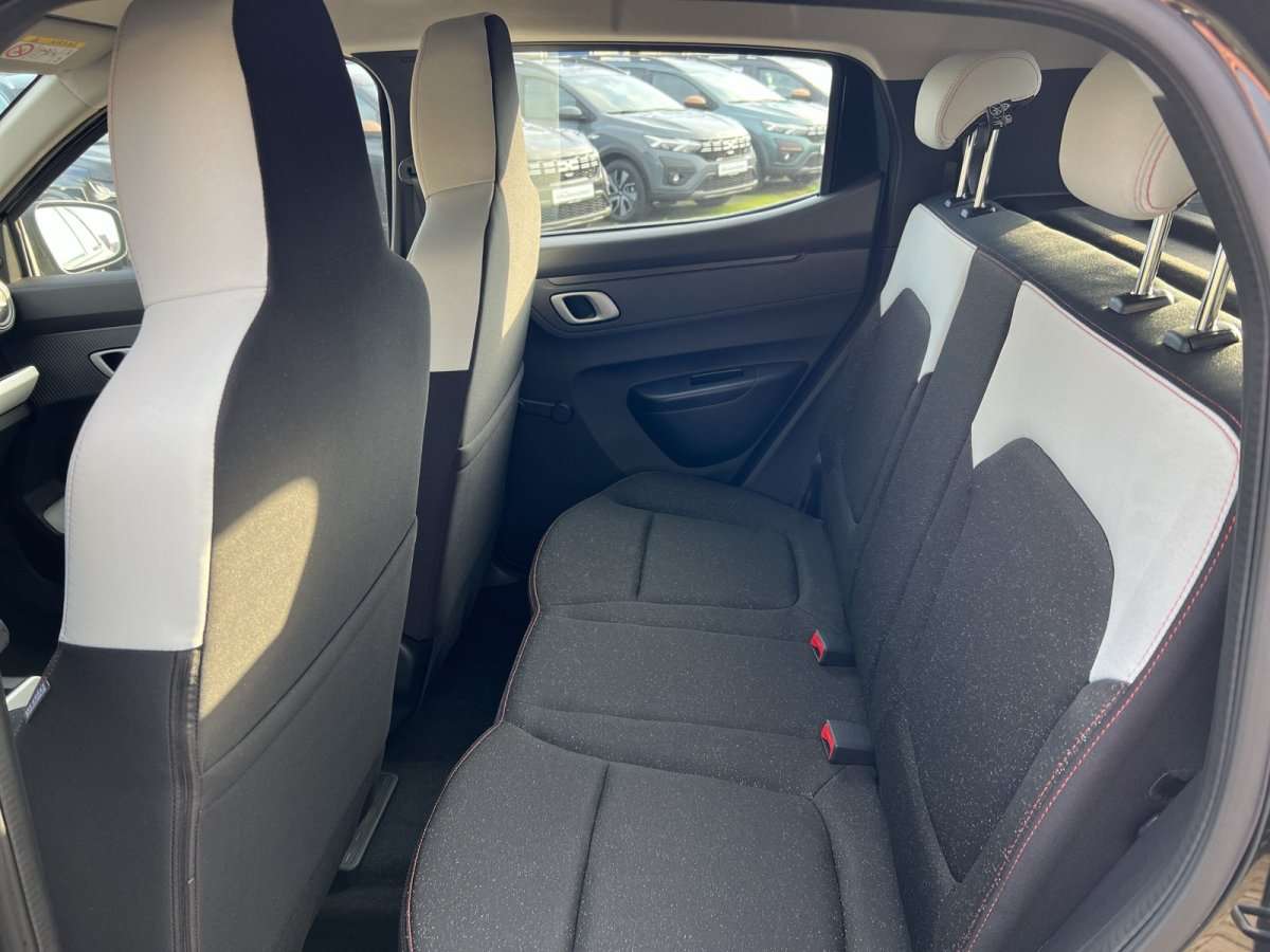 Fahrzeugbild eines Dacia Spring