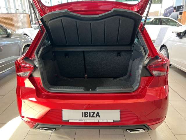 Fahrzeugbild eines SEAT Ibiza