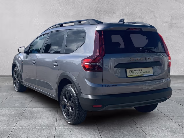 Fahrzeugbild eines Dacia Jogger