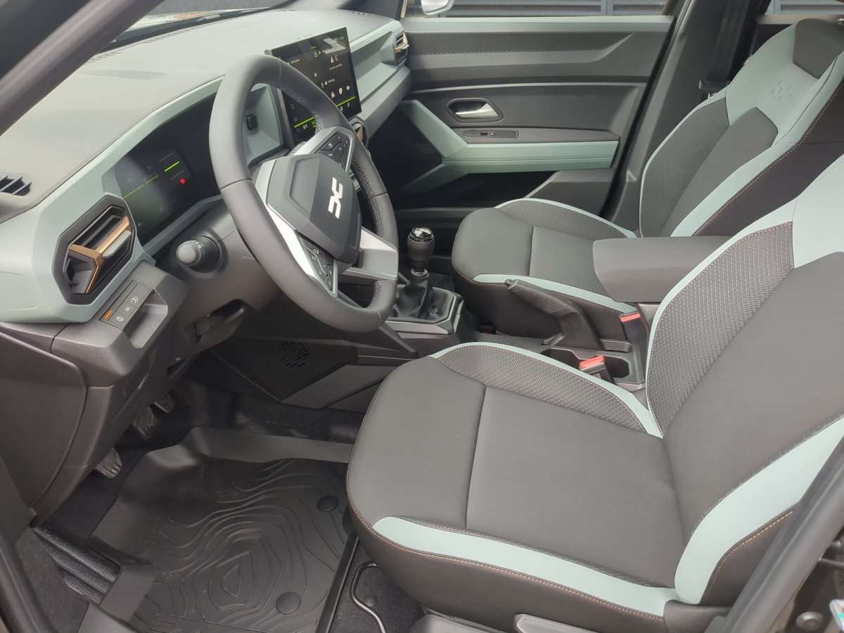 Fahrzeugbild eines Dacia Duster