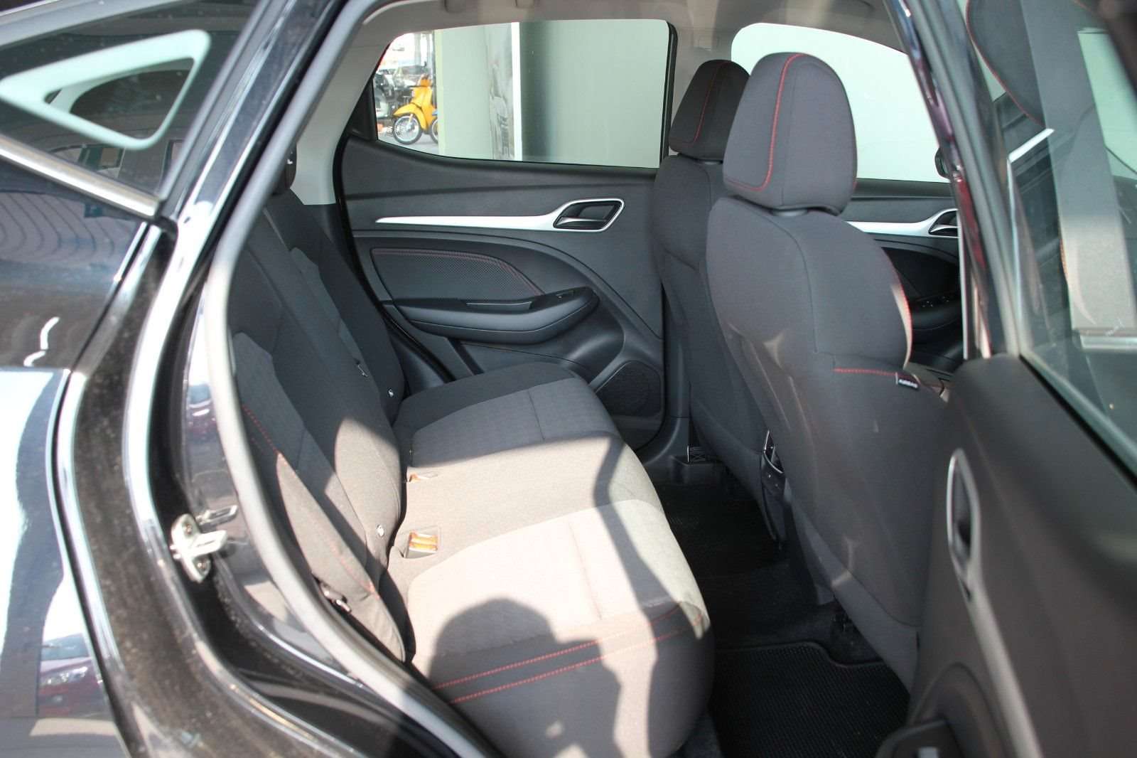 Fahrzeugbild eines MG ZS