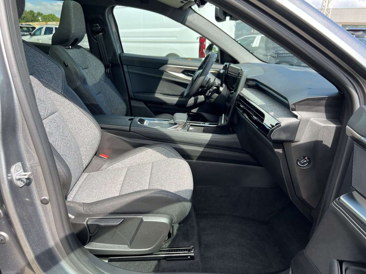 Fahrzeugbild eines Renault Austral