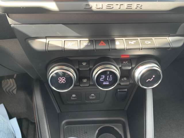 Fahrzeugbild eines Dacia Duster