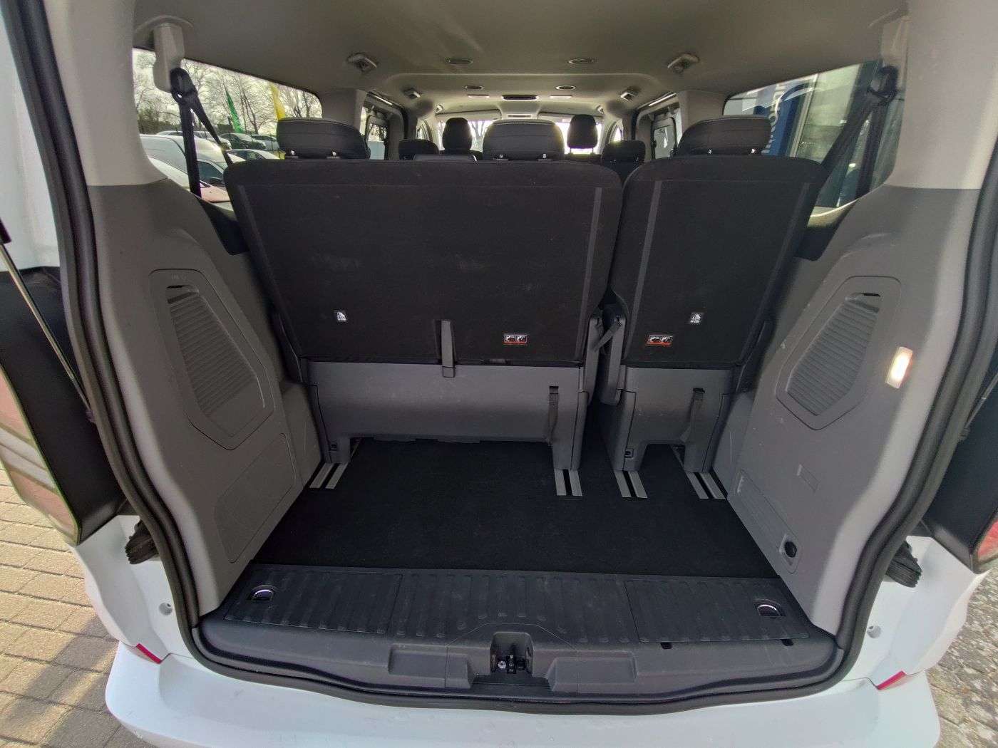 Fahrzeugbild eines Ford Tourneo Custom