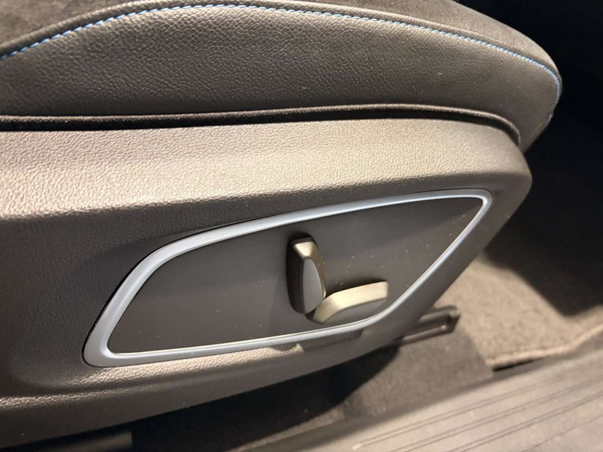 Fahrzeugbild eines Renault Espace