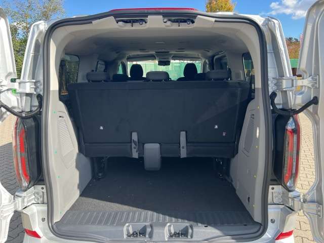 Fahrzeugbild eines Ford Transit Custom