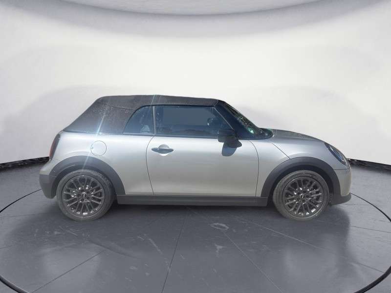 Fahrzeugbild eines MINI COOPER