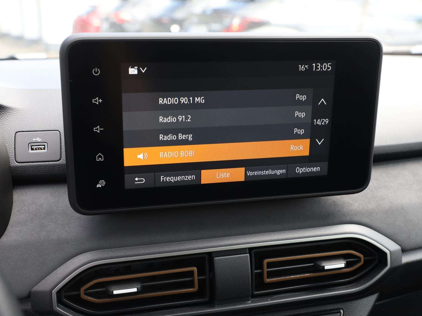 Fahrzeugbild eines Dacia Sandero