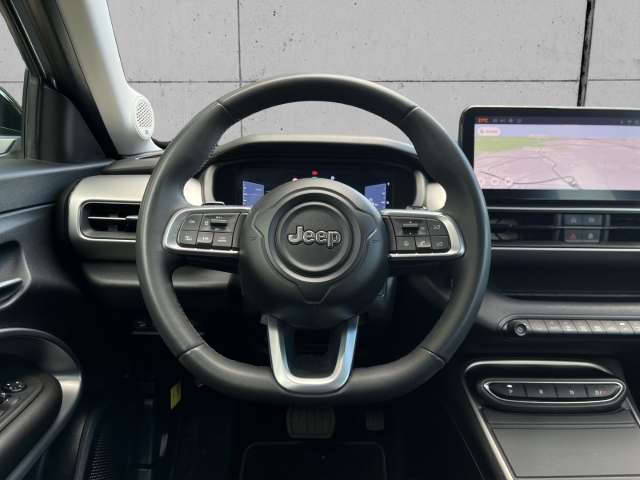 Fahrzeugbild eines Jeep Avenger