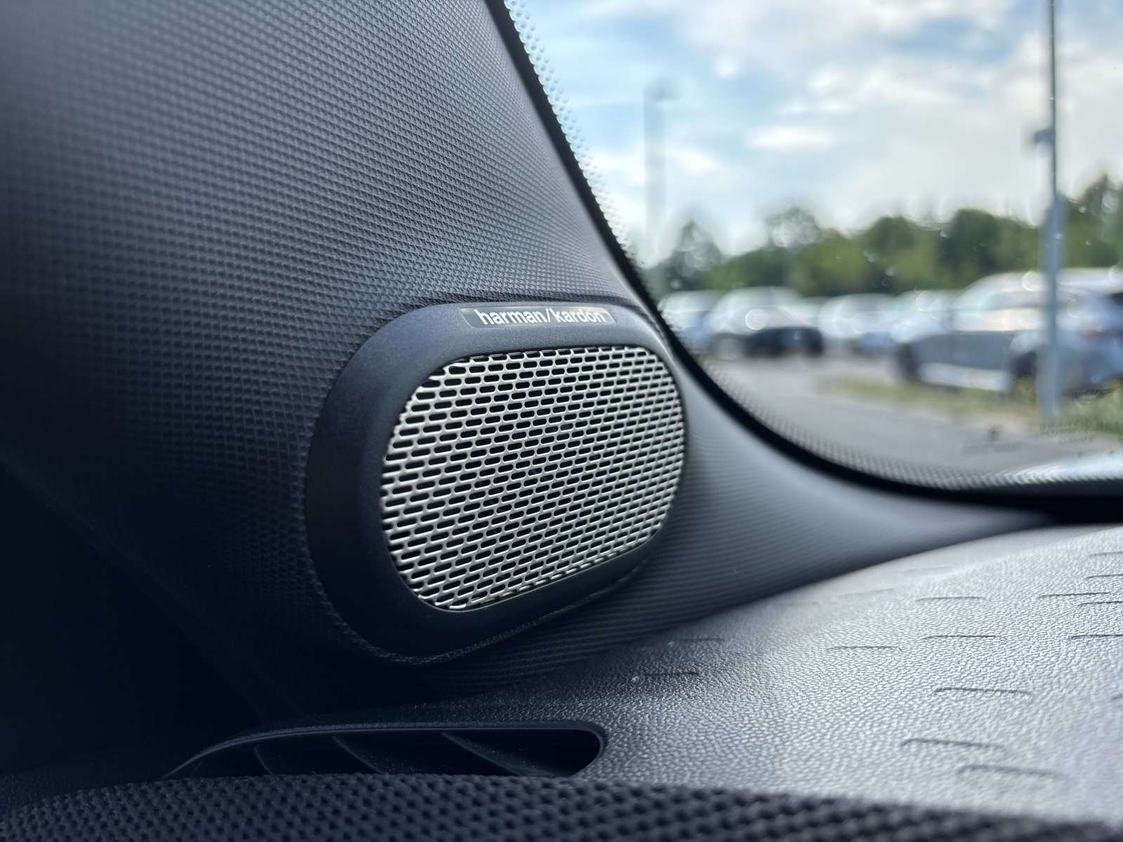 Fahrzeugbild eines MINI COOPER
