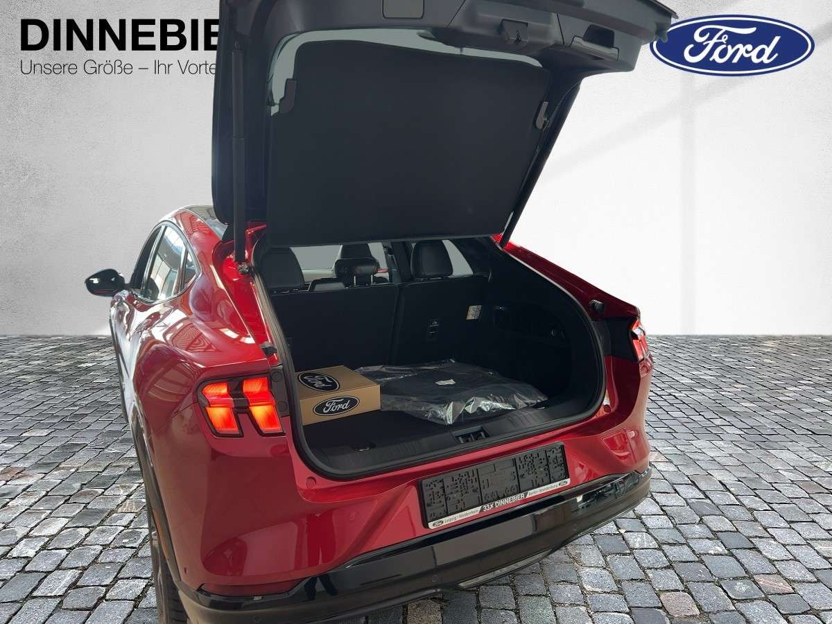 Fahrzeugbild eines Ford Mustang Mach-E