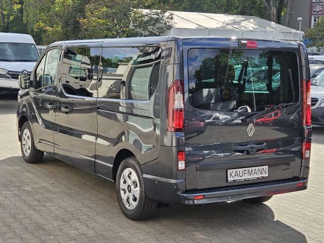 Fahrzeugbild eines Renault Trafic