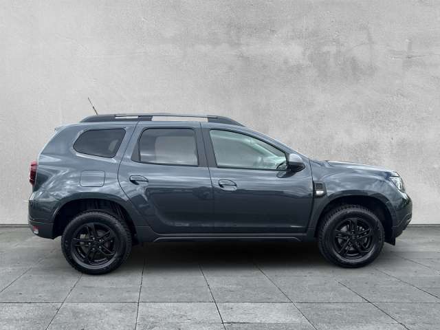 Fahrzeugbild eines Dacia Duster