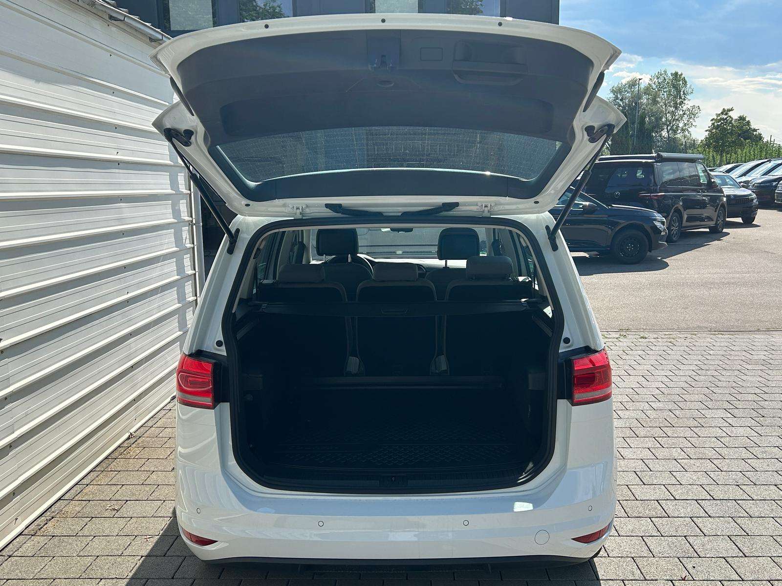 Fahrzeugbild eines Volkswagen Touran