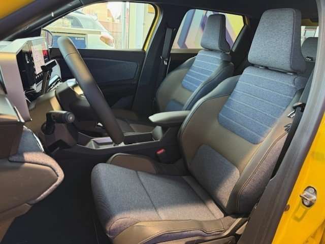 Fahrzeugbild eines Renault 5 E-TECH