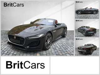 Schräge Frontansicht auf einen Jaguar F-Type , freigestellt