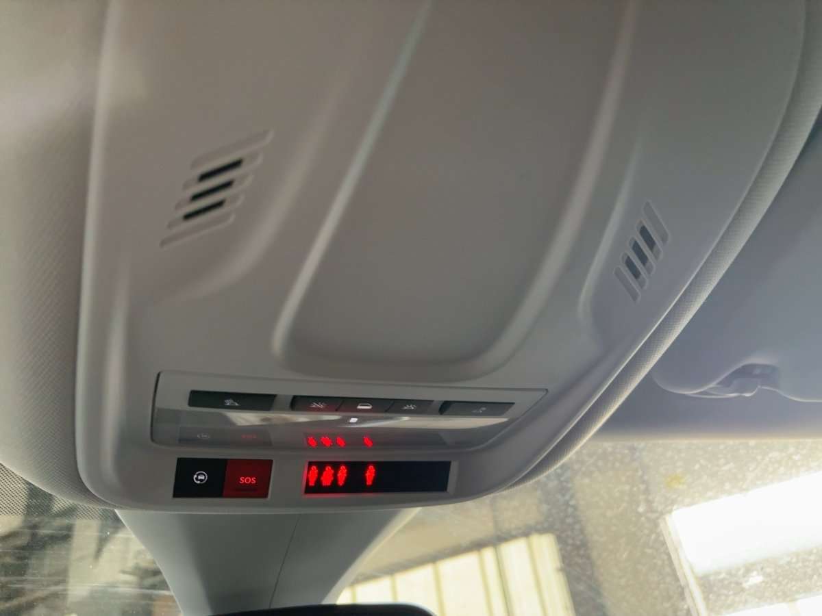 Fahrzeugbild eines Opel Grandland X