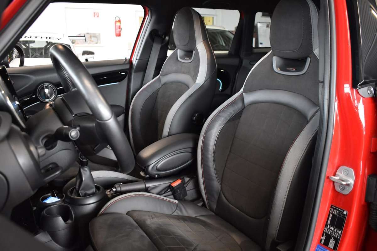 Fahrzeugbild eines MINI COOPER