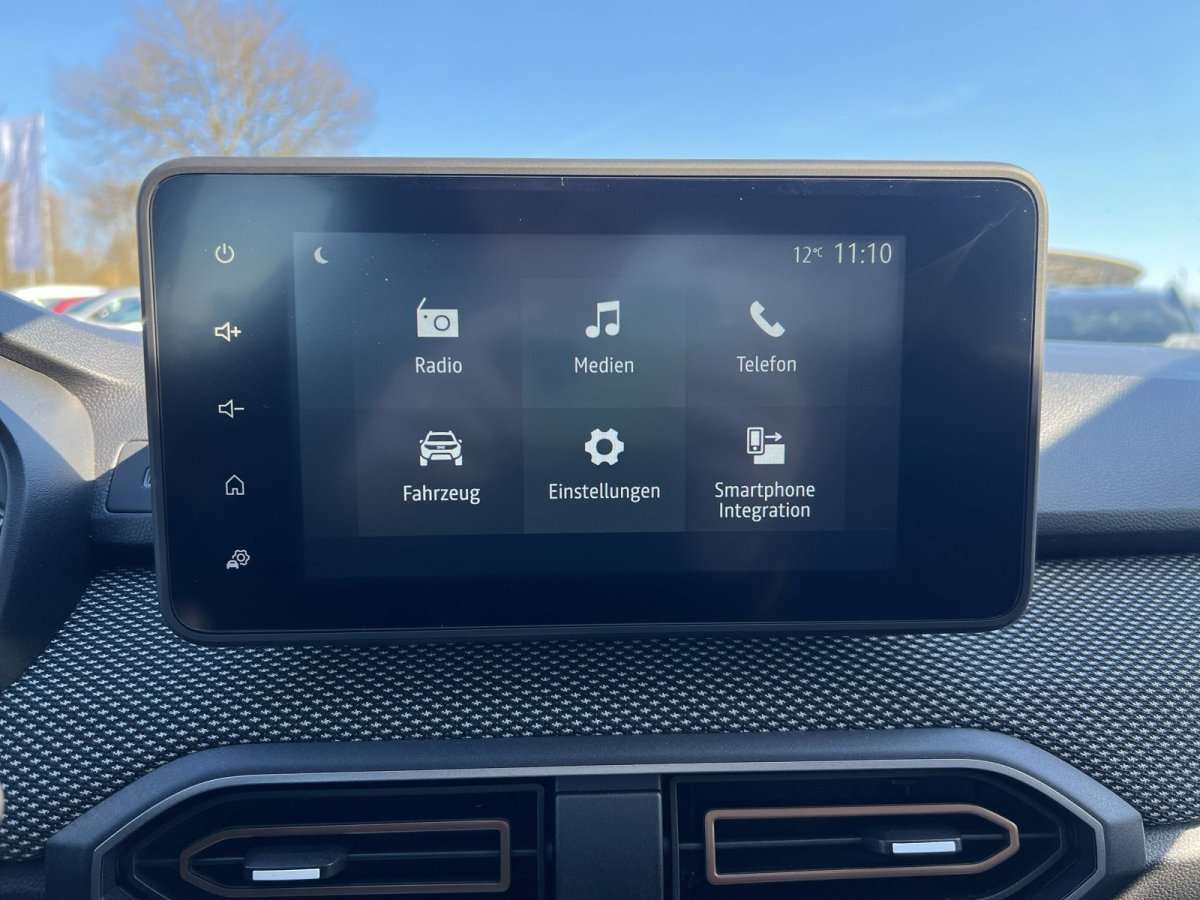Fahrzeugbild eines Dacia Sandero