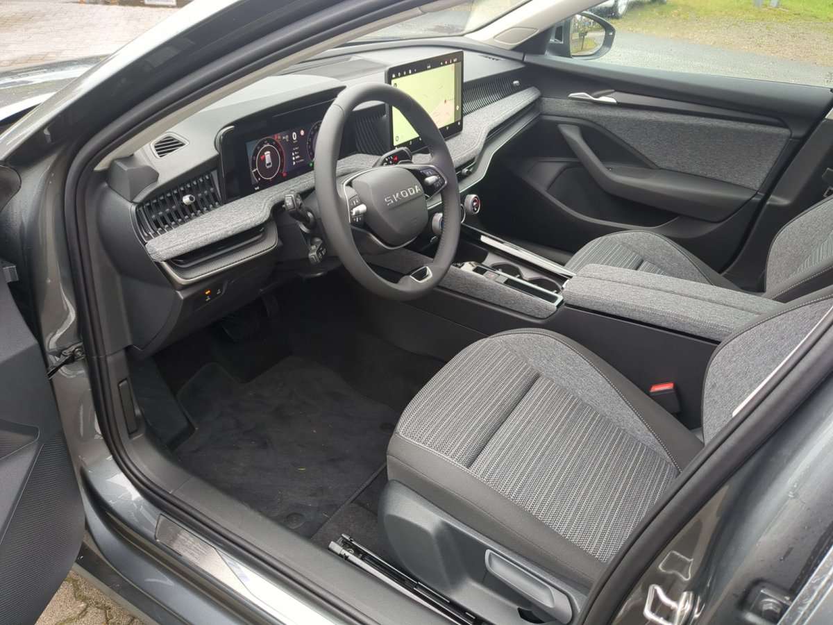 Fahrzeugbild eines Skoda Superb