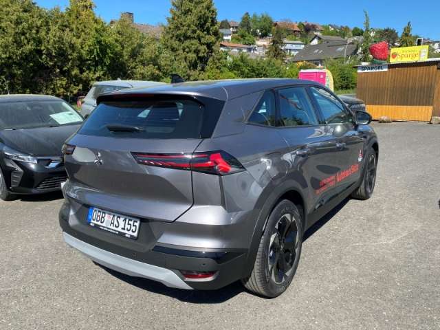 Fahrzeugbild eines Mitsubishi Grandis