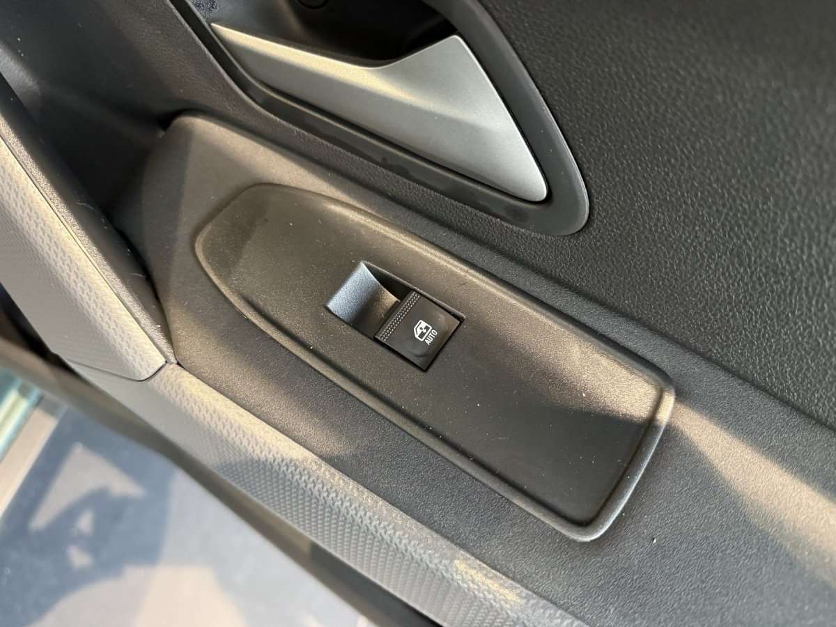 Fahrzeugbild eines Dacia Duster