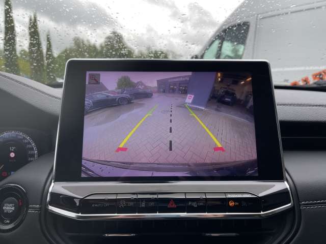 Fahrzeugbild eines Jeep Compass