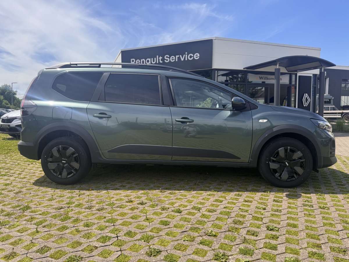 Fahrzeugbild eines Dacia Jogger