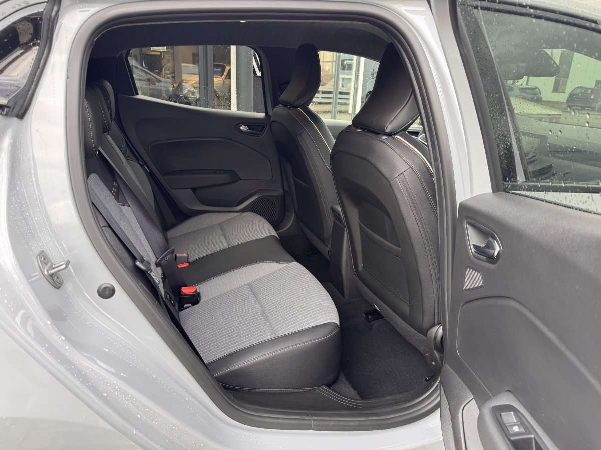 Fahrzeugbild eines Renault Clio