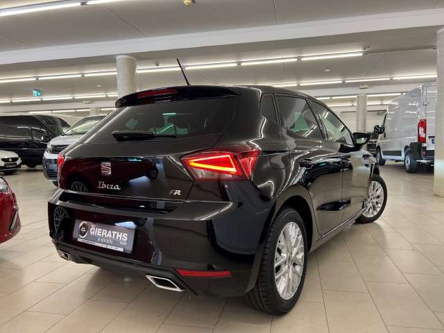 Fahrzeugbild eines SEAT Ibiza