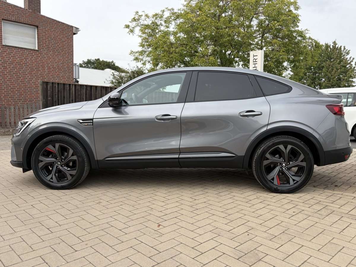 Fahrzeugbild eines Renault Arkana