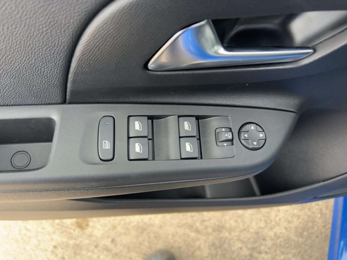 Fahrzeugbild eines Opel Corsa
