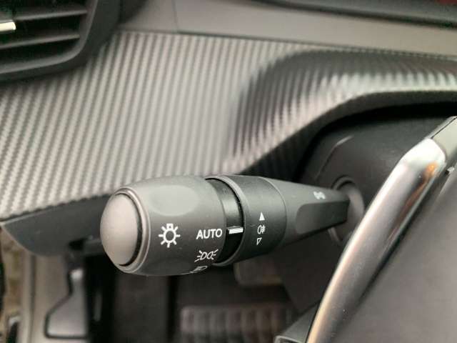 Fahrzeugbild eines Peugeot 208