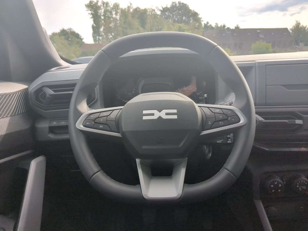 Fahrzeugbild eines Dacia Duster