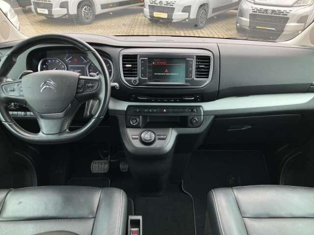 Fahrzeugbild eines Citroën SpaceTourer