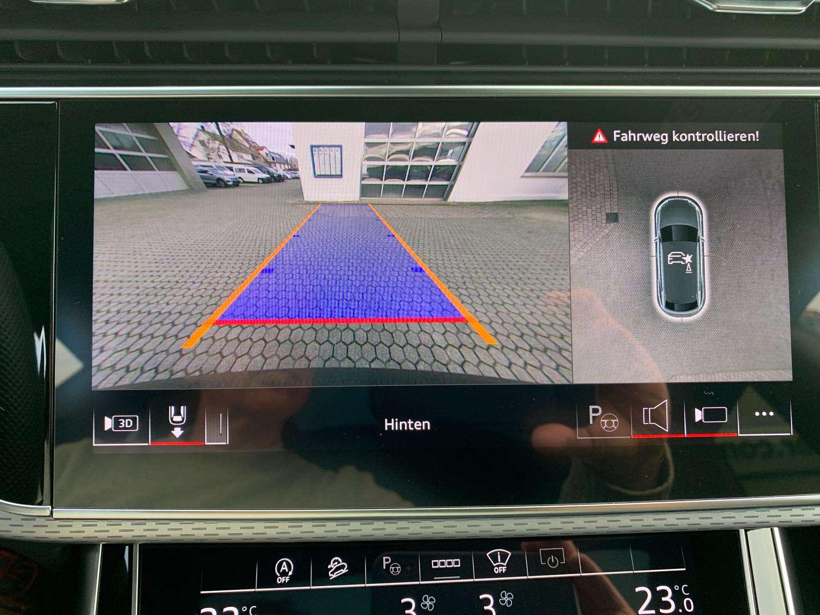 Fahrzeugbild eines Audi Q8