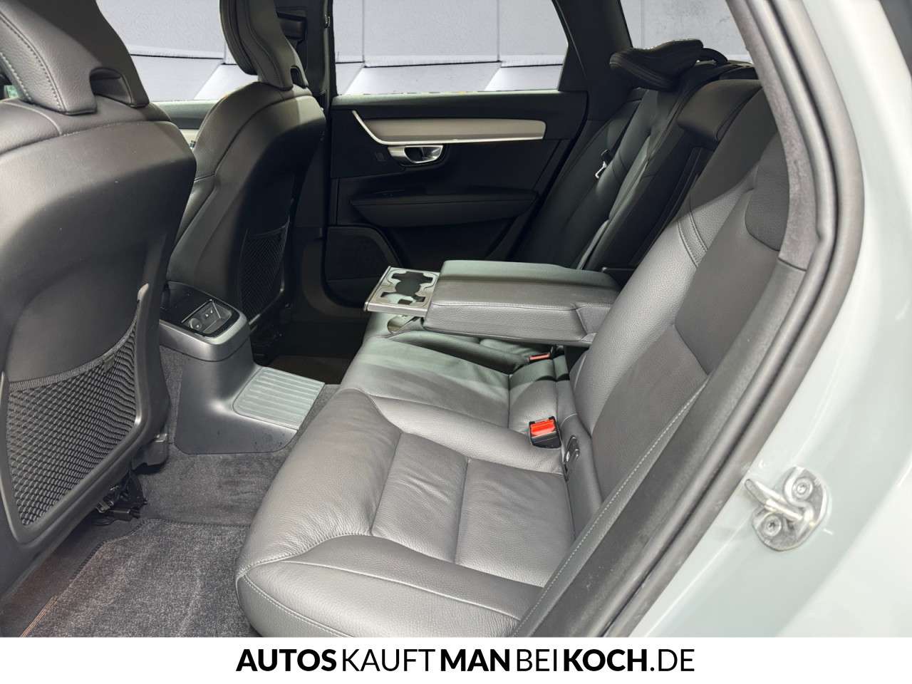 Fahrzeugbild eines Volvo V90