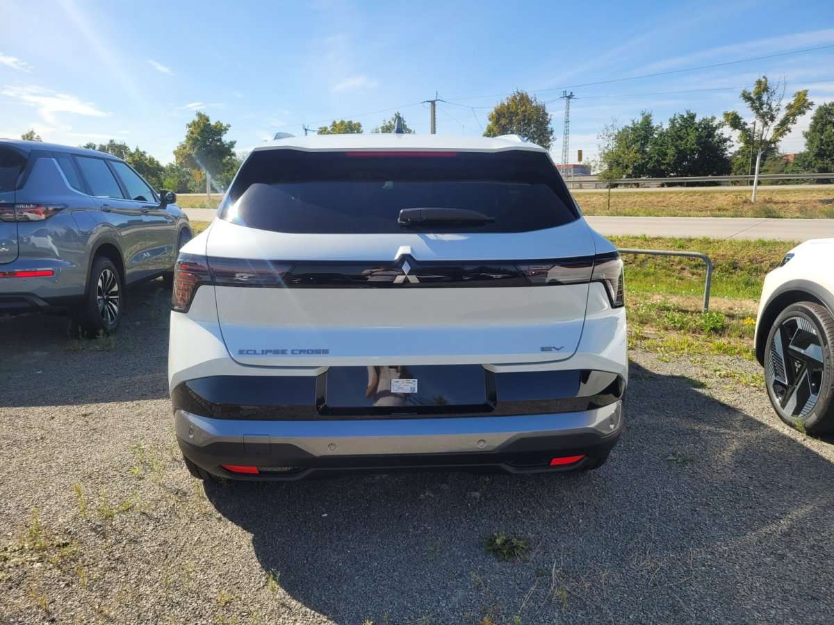 Fahrzeugbild eines Mitsubishi Eclipse Cross