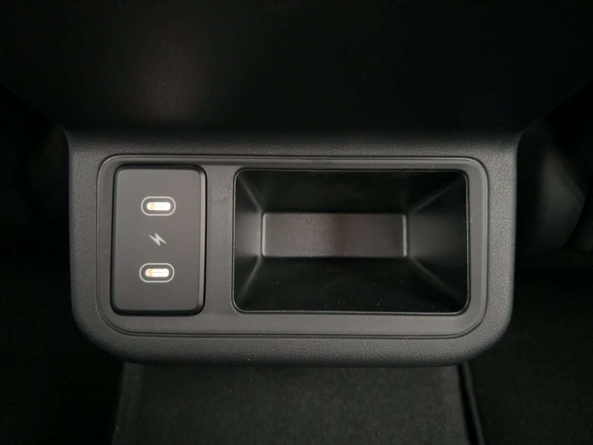 Fahrzeugbild eines Kia K4