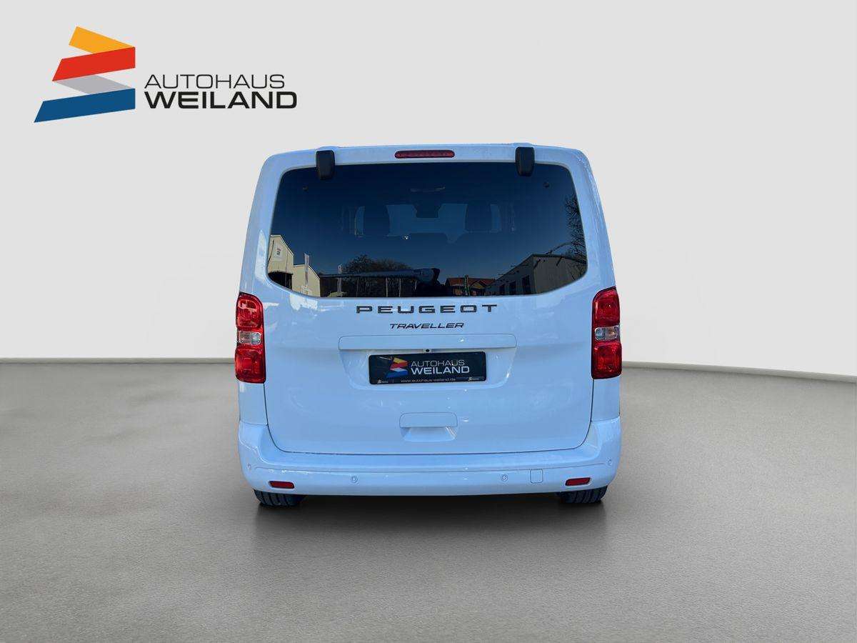 Fahrzeugbild eines Peugeot Traveller