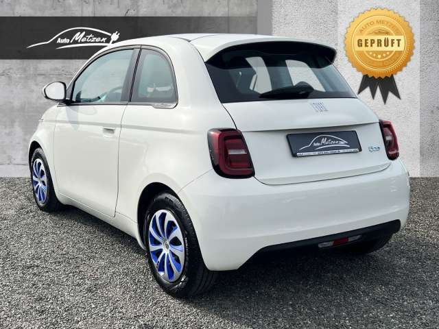 Fahrzeugbild eines Fiat 500